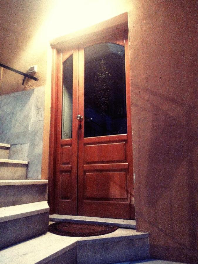 Bed & Breakfast A Capua Adiacente Al Duomo - Il Vicolo المظهر الخارجي الصورة