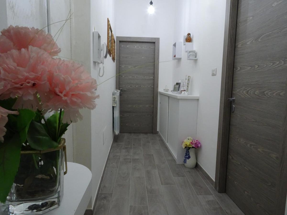 Bed & Breakfast A Capua Adiacente Al Duomo - Il Vicolo المظهر الخارجي الصورة